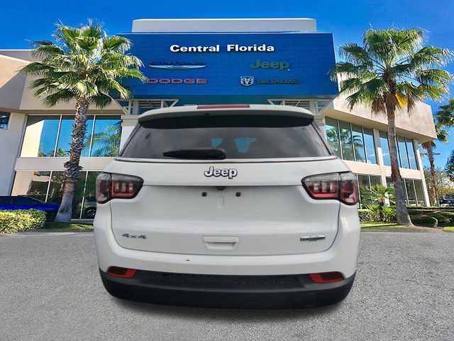 Certified 2022 Jeep Compass Latitude image 6