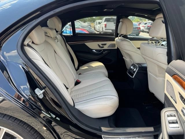 Used 2015 Mercedes-Benz S 550 Sedan image 11