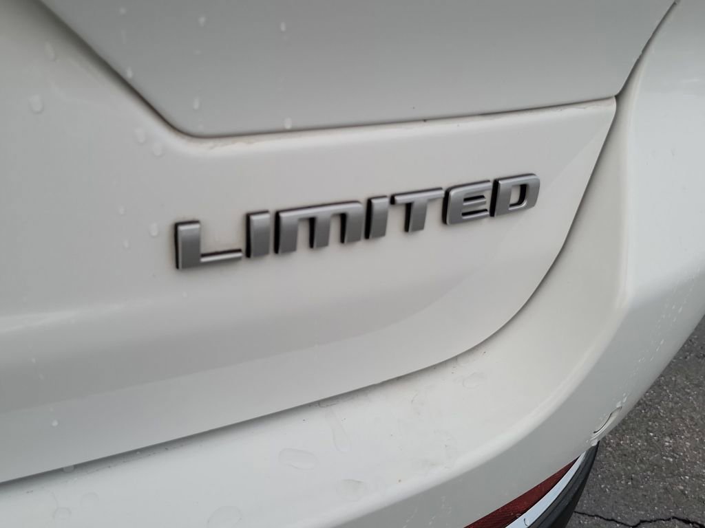 Used 2024 Jeep Grand Cherokee Limited image 24