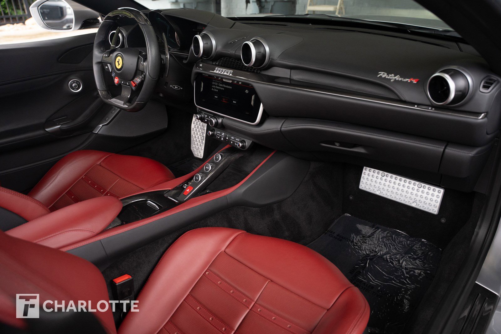 Used 2022 Ferrari Portofino M image 38