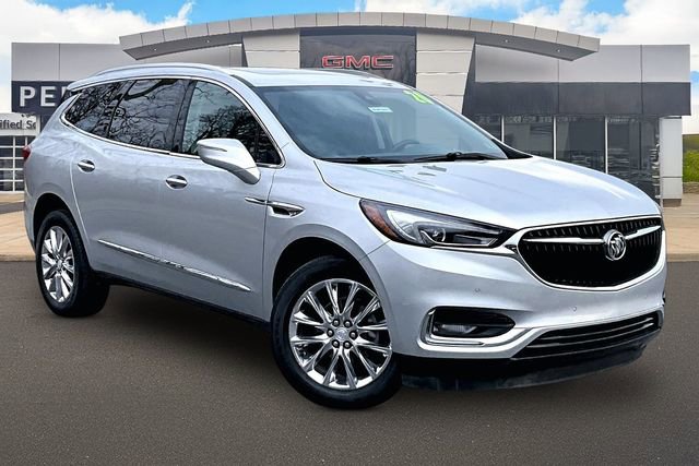 Used 2020 Buick Enclave Premium w/ Sun and Sites Package image 13