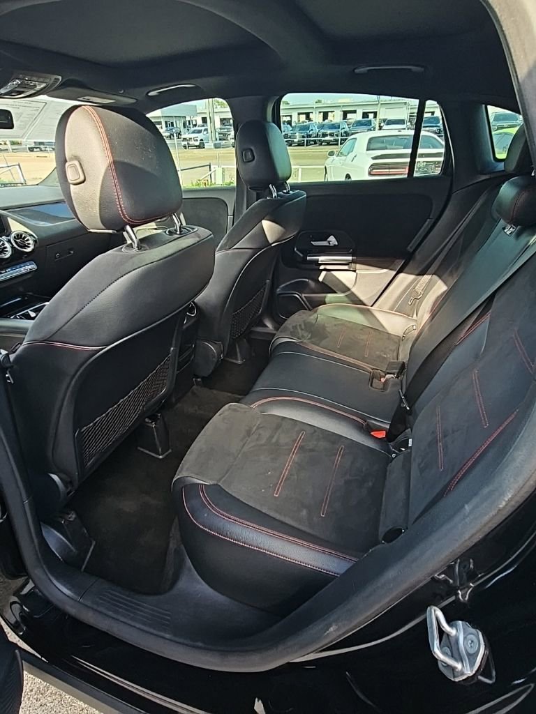 Used 2022 Mercedes-Benz GLA 35 AMG 4MATIC image 22