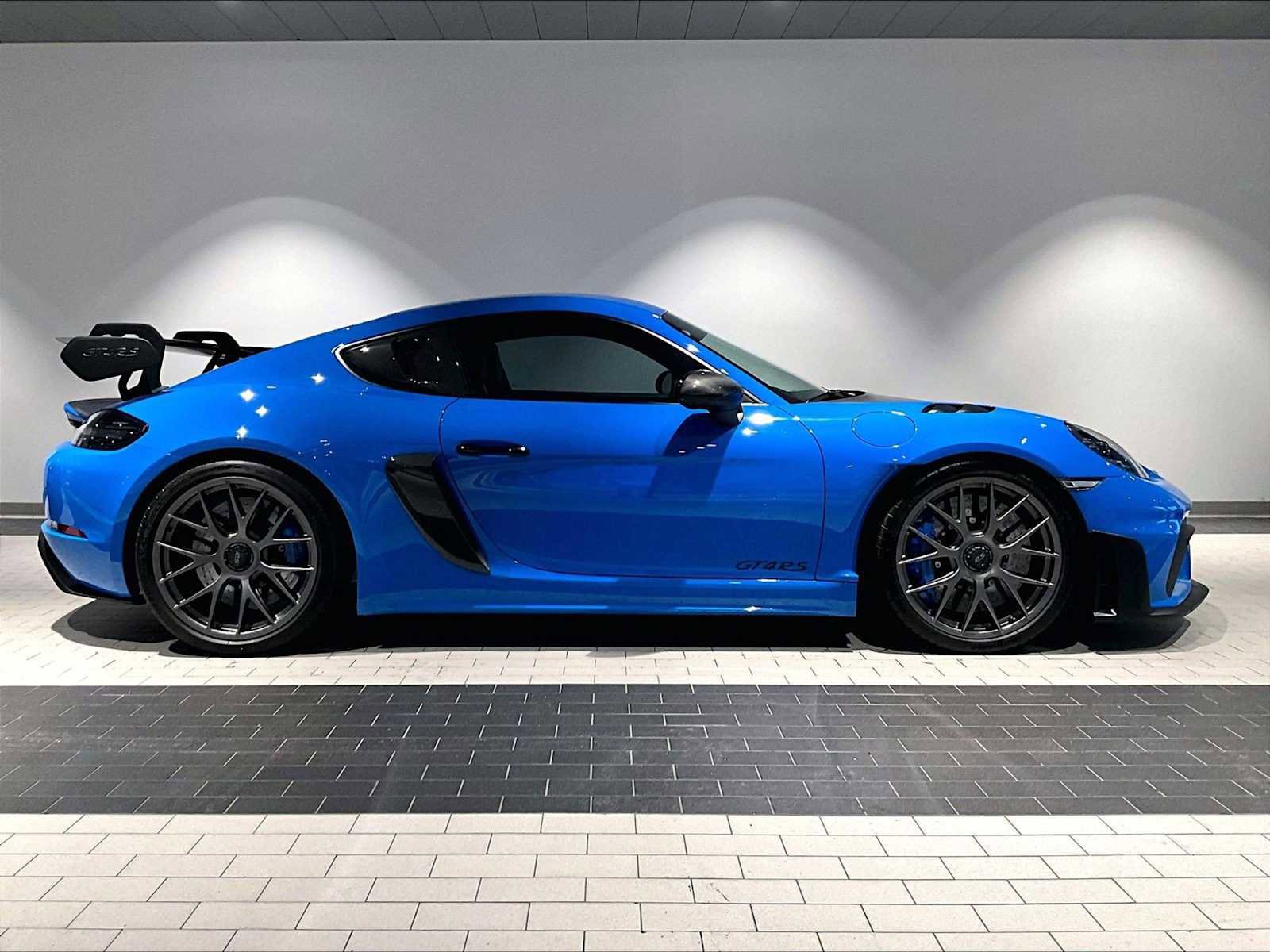 Used 2023 Porsche 718 Cayman GT4 RS w/ Weissach Package image 11