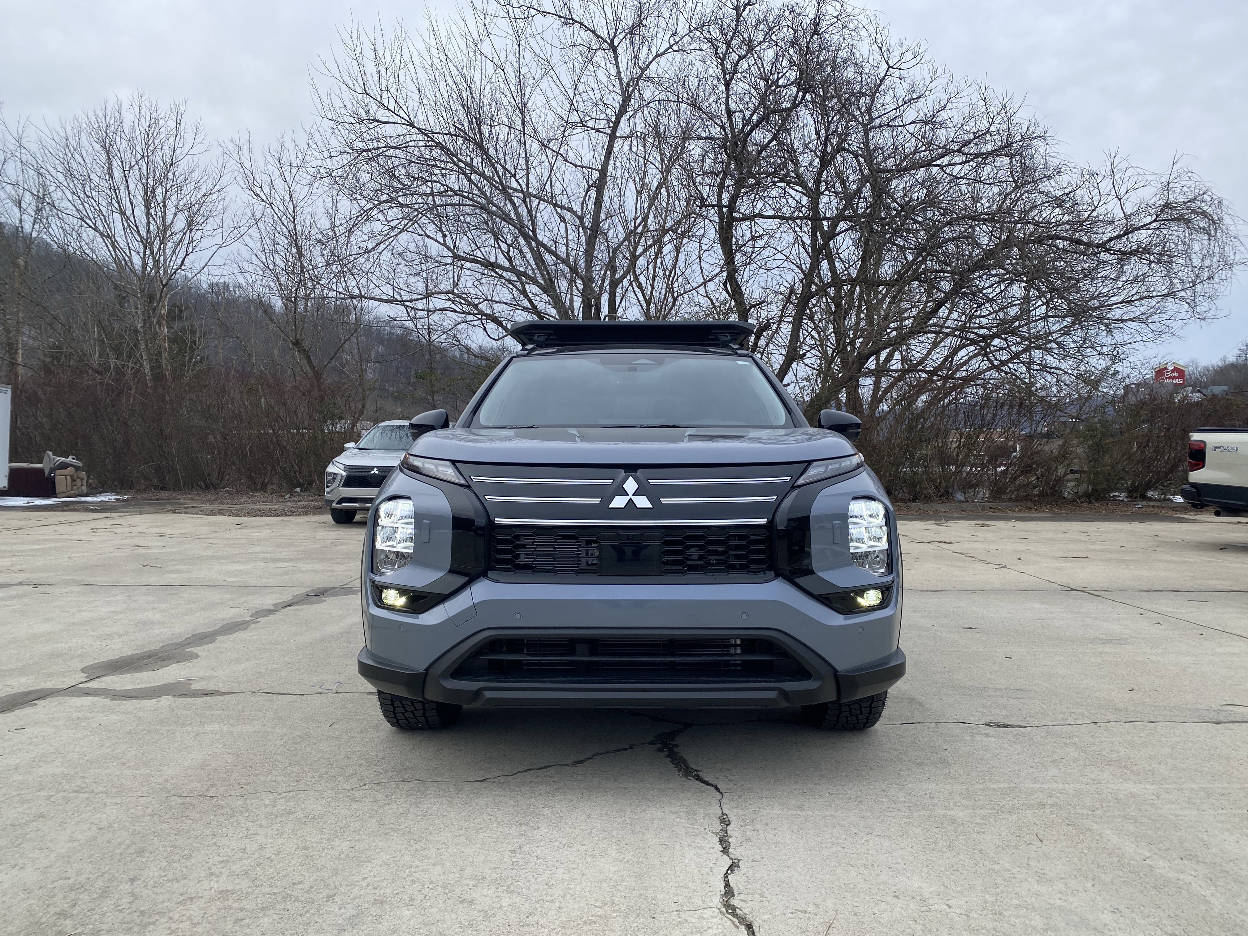 New 2026 Mitsubishi Outlander Trail Edition AWD/4WD image 38