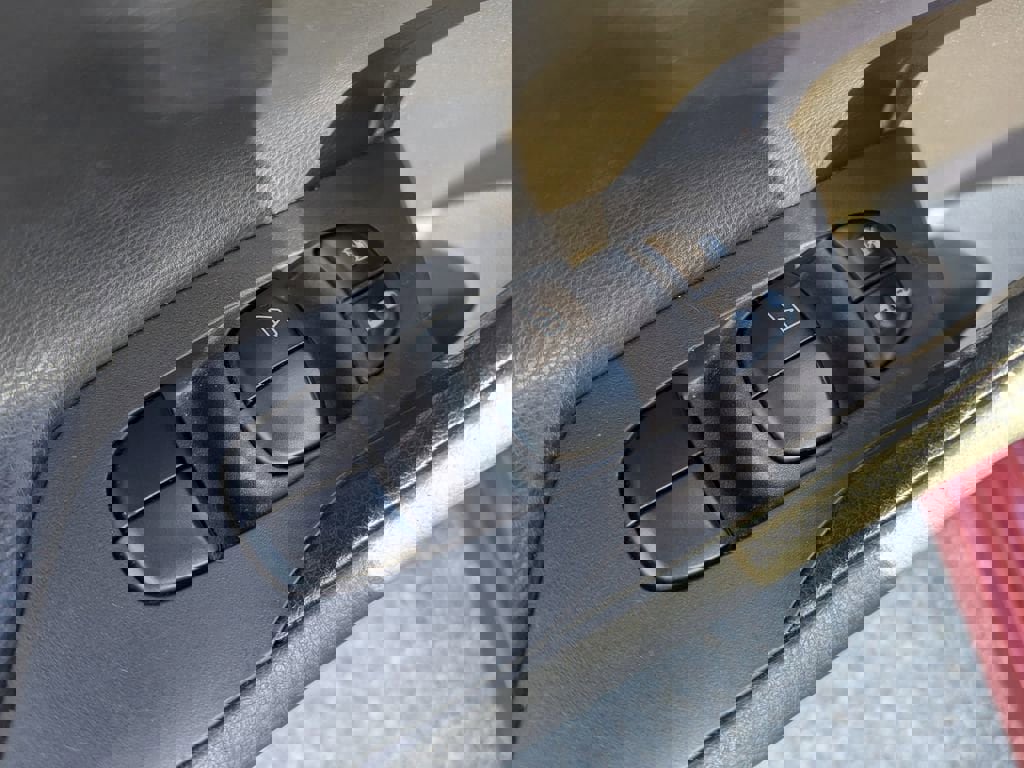 Used 2017 Nissan Altima 2.5 SR w/ Midnight Edition Package image 15