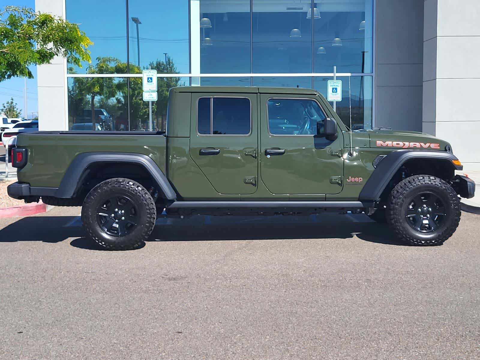 Used 2023 Jeep Gladiator Mojave w/ Cold Weather Group AWD/4WD image 4