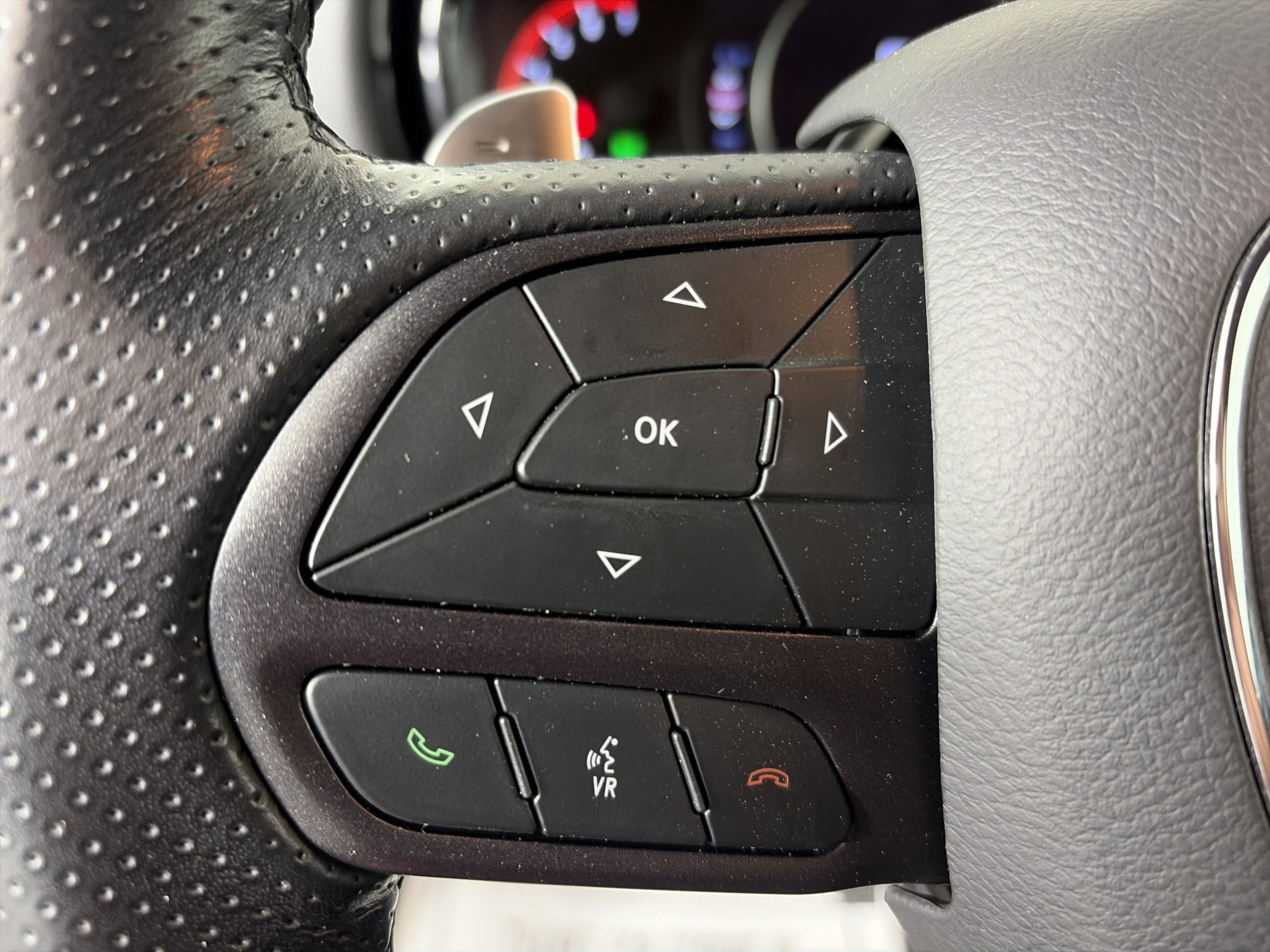 Used 2024 Dodge Durango GT image 35