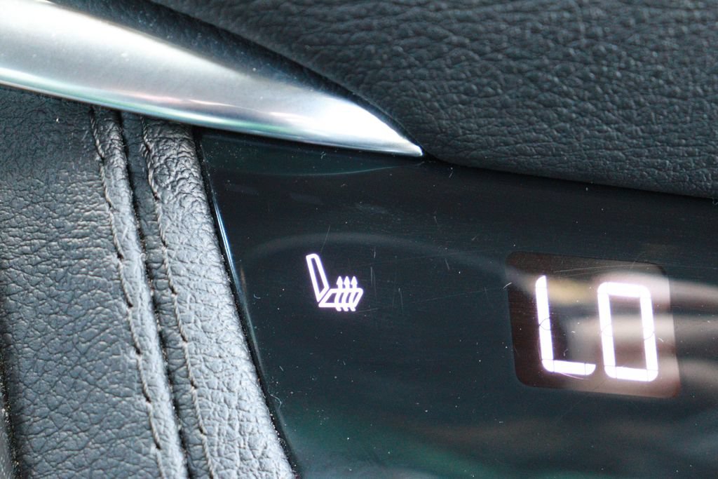 Used 2023 Cadillac XT5 Premium Luxury FWD image 15
