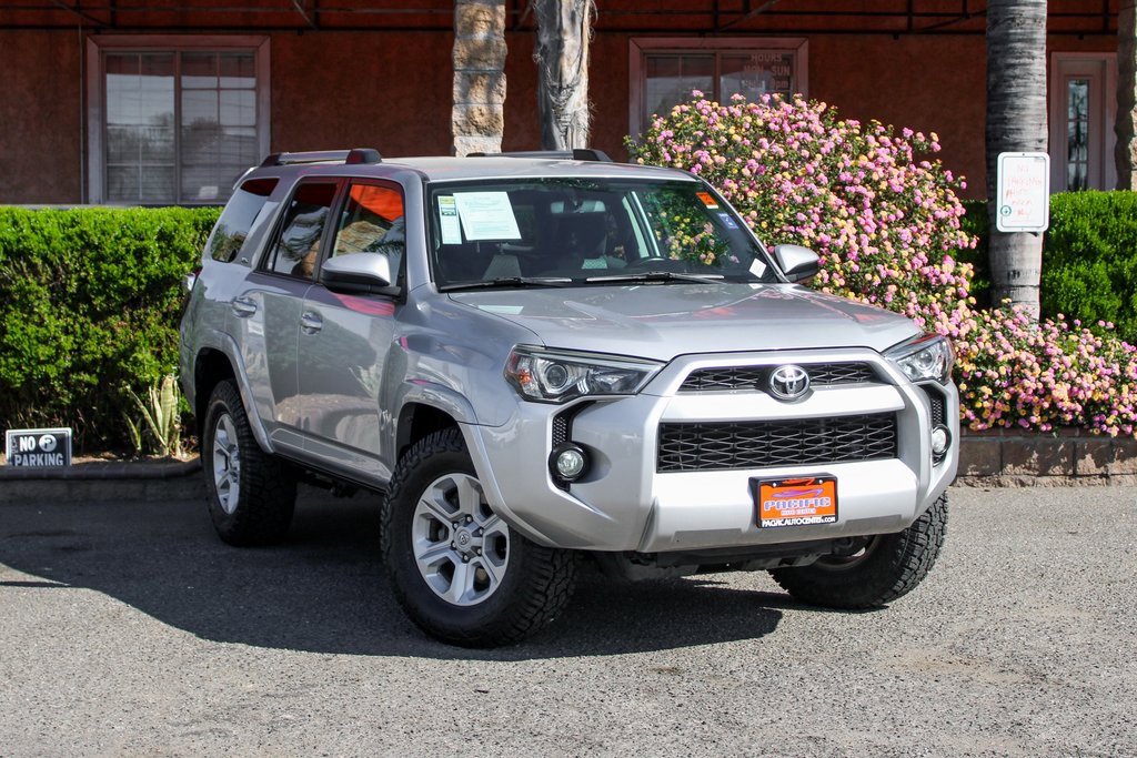 Used 2019 Toyota 4Runner SR5 image 2
