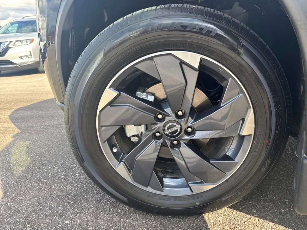 Certified 2026 Nissan Rogue SV w/ SV Premium Package image 29