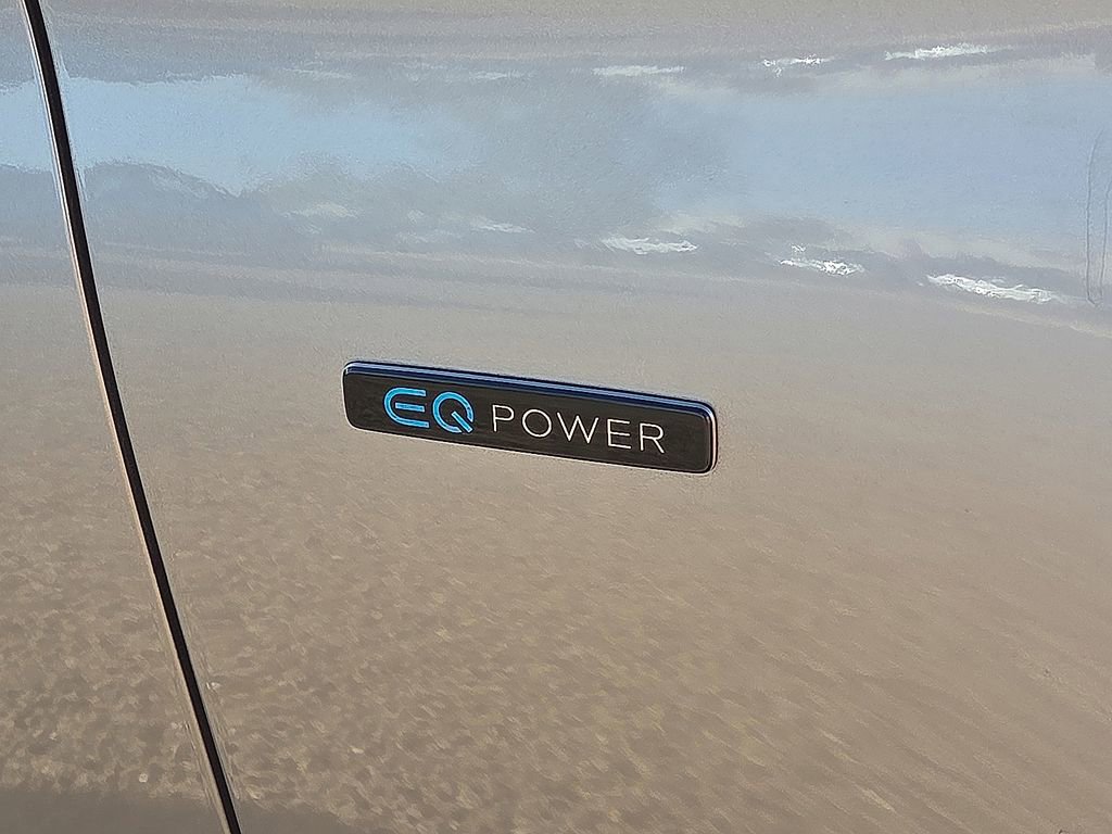 Used 2019 Mercedes-Benz GLC 350e 4MATIC image 13