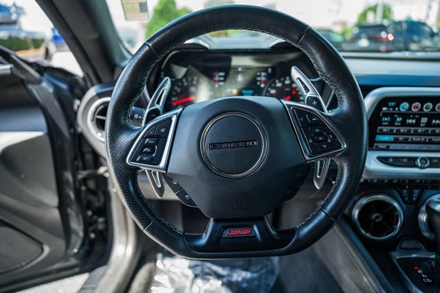 Used 2018 Chevrolet Camaro SS RWD image 31