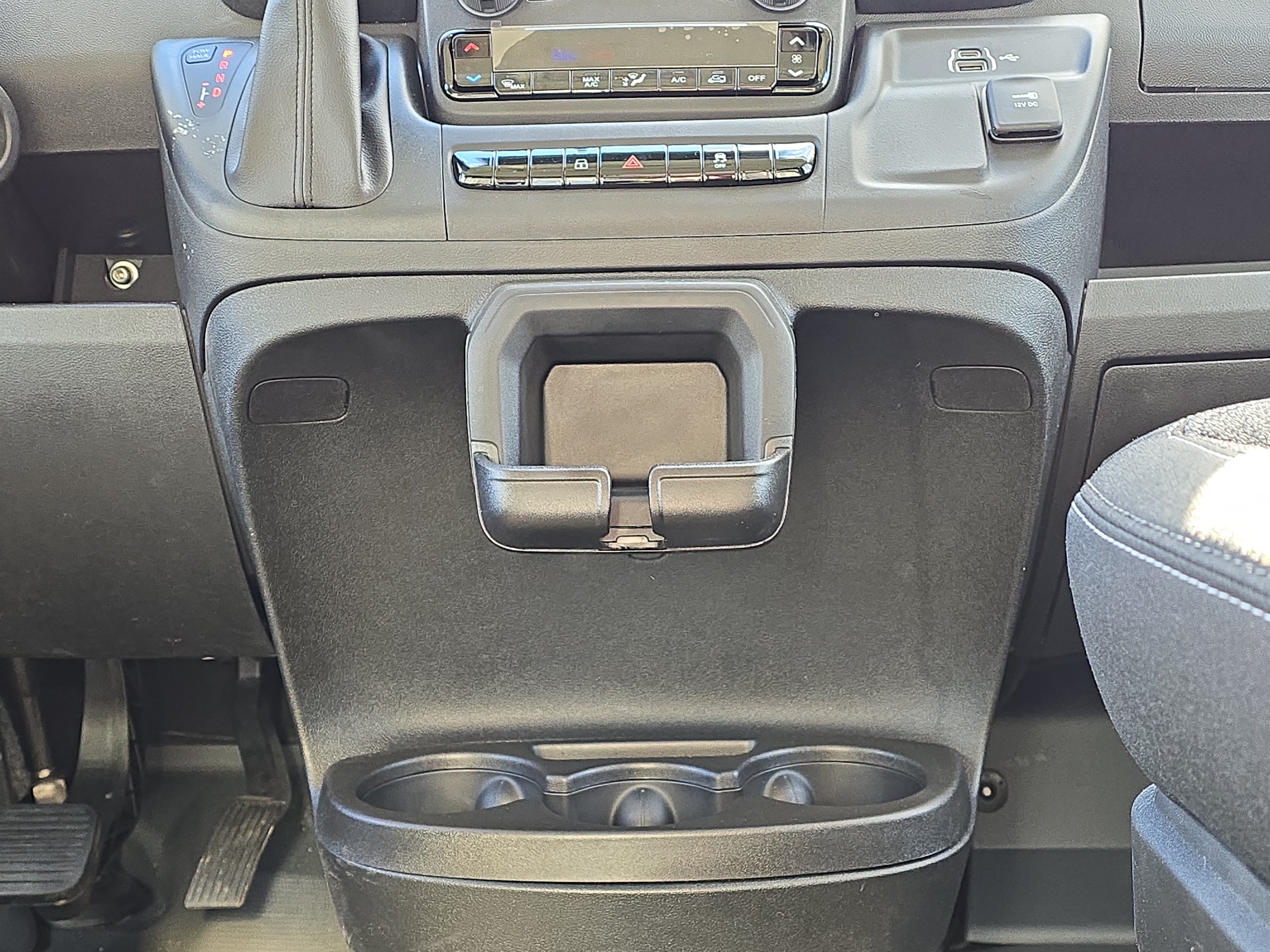 Used 2025 RAM ProMaster 2500 FWD image 10