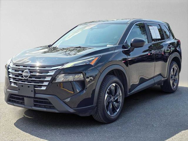 Used 2025 Nissan Rogue SV AWD/4WD image 7