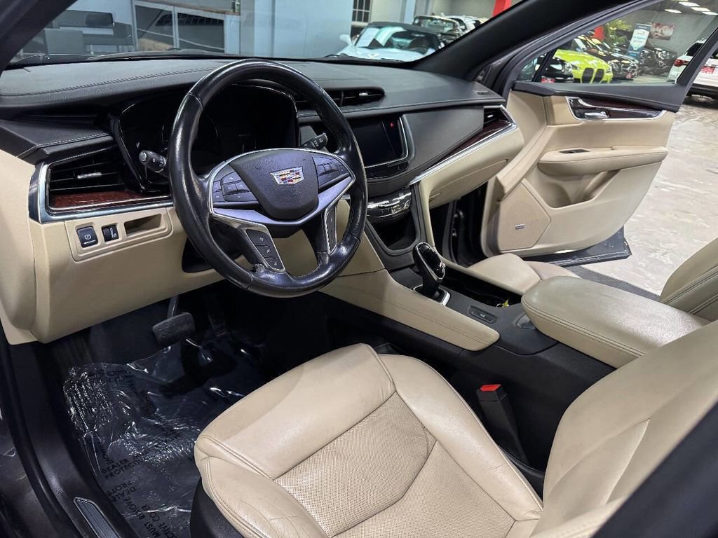 Used 2019 Cadillac XT5 Luxury FWD image 38