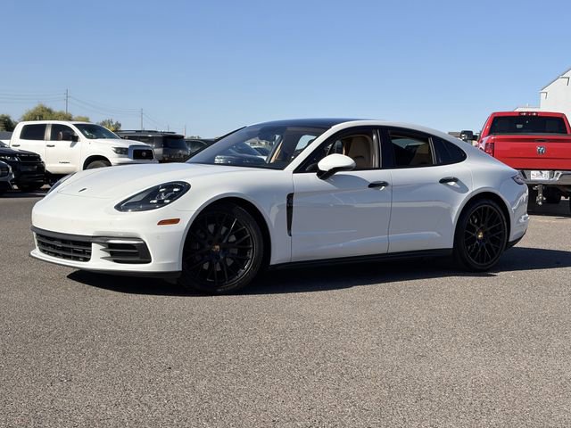 Used 2018 Porsche Panamera RWD image 2