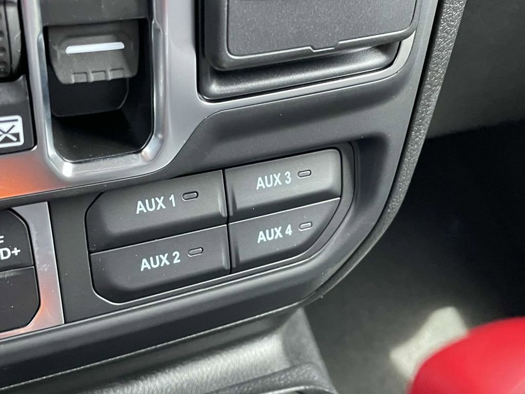 New 2025 Jeep Wrangler Unlimited Sport image 38