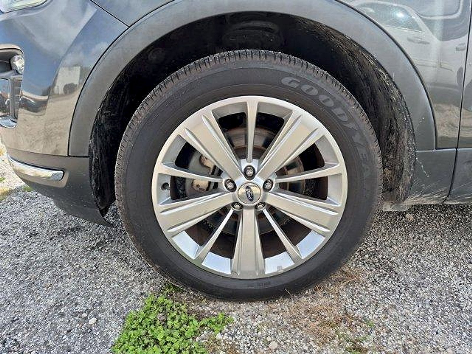 Used 2019 Ford Explorer Limited w/ Class III Trailer Tow Package AWD/4WD image 33