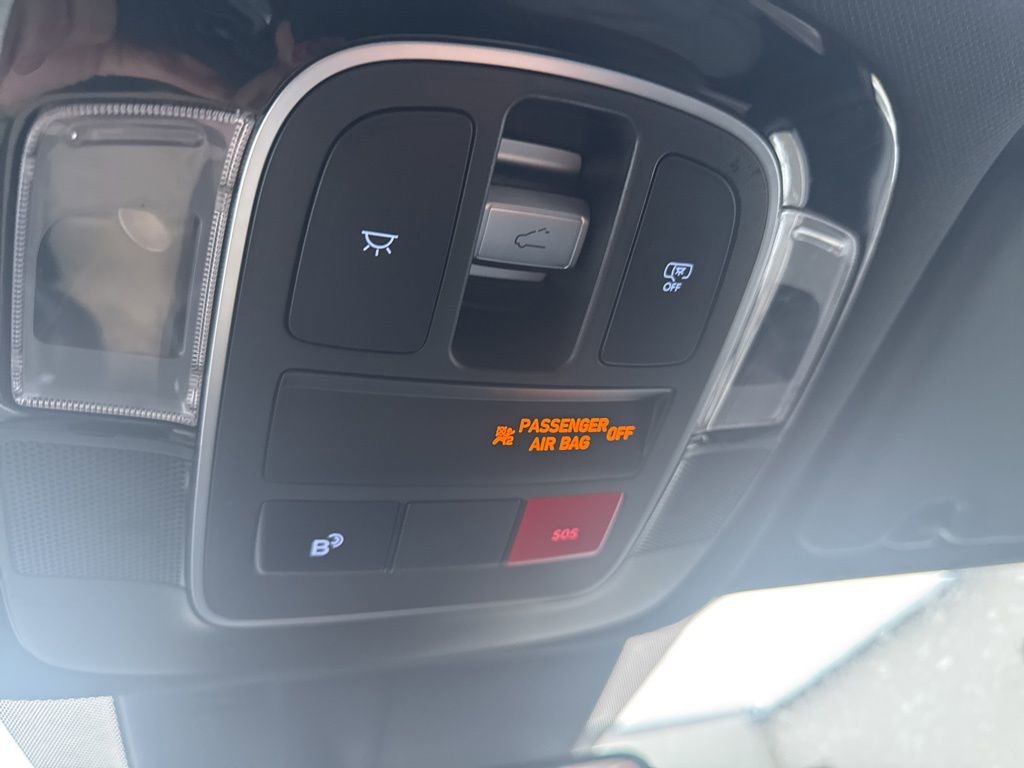 Used 2025 Hyundai Santa Cruz SEL image 24