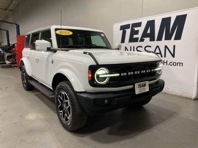 Used 2022 Ford Bronco Outer Banks image 1