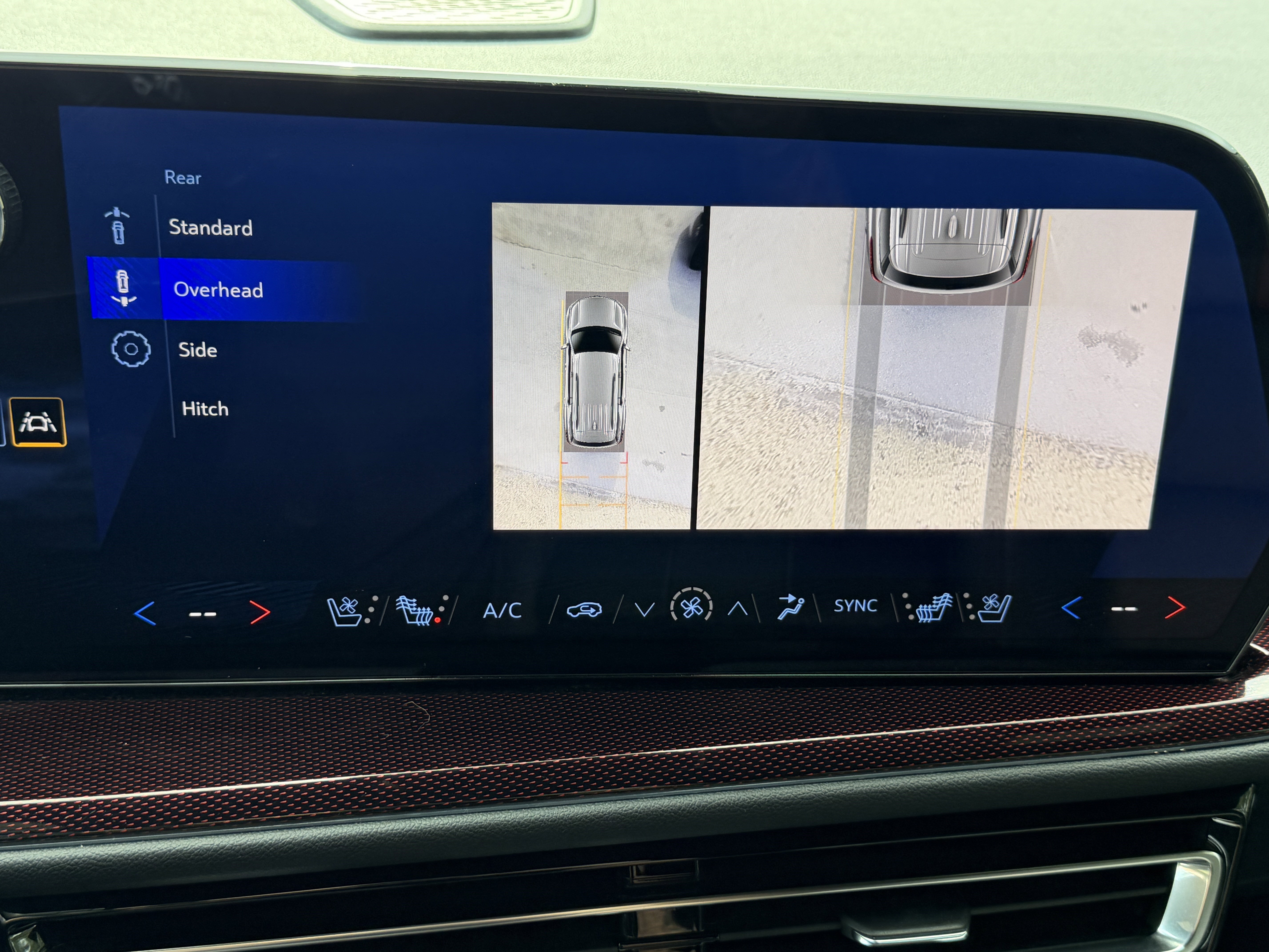 Used 2024 Chevrolet Traverse RS w/ LPO, Floor Liner Package image 30