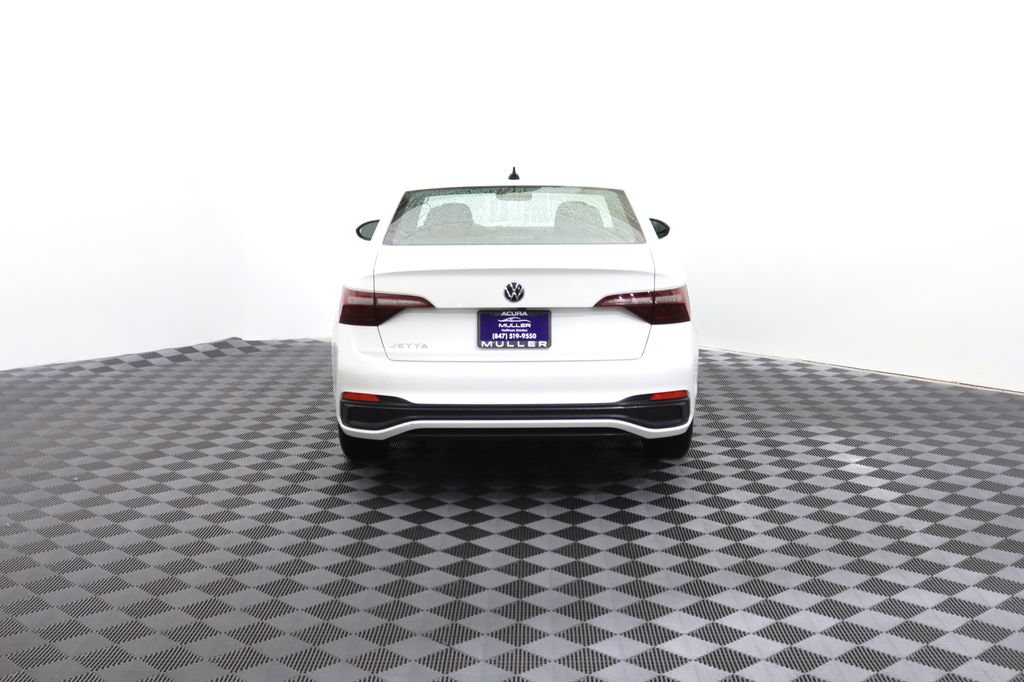 Used 2024 Volkswagen Jetta Sport FWD image 8