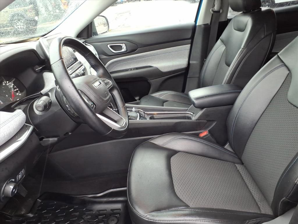 Certified 2022 Jeep Compass Latitude w/ Convenience Group image 9