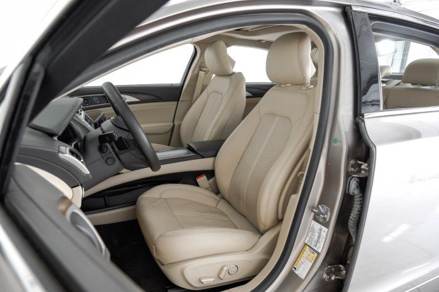 Used 2019 Lincoln MKZ Reserve FWD image 36