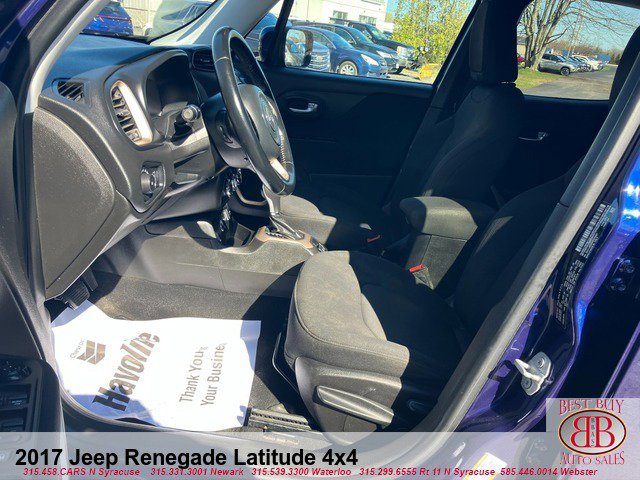 Used 2017 Jeep Renegade Latitude image 10