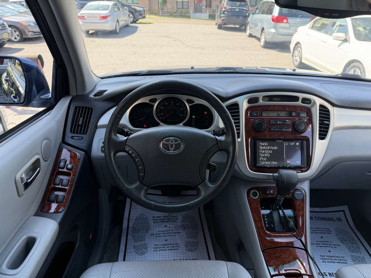 Used 2006 Toyota Highlander Limited AWD/4WD image 14