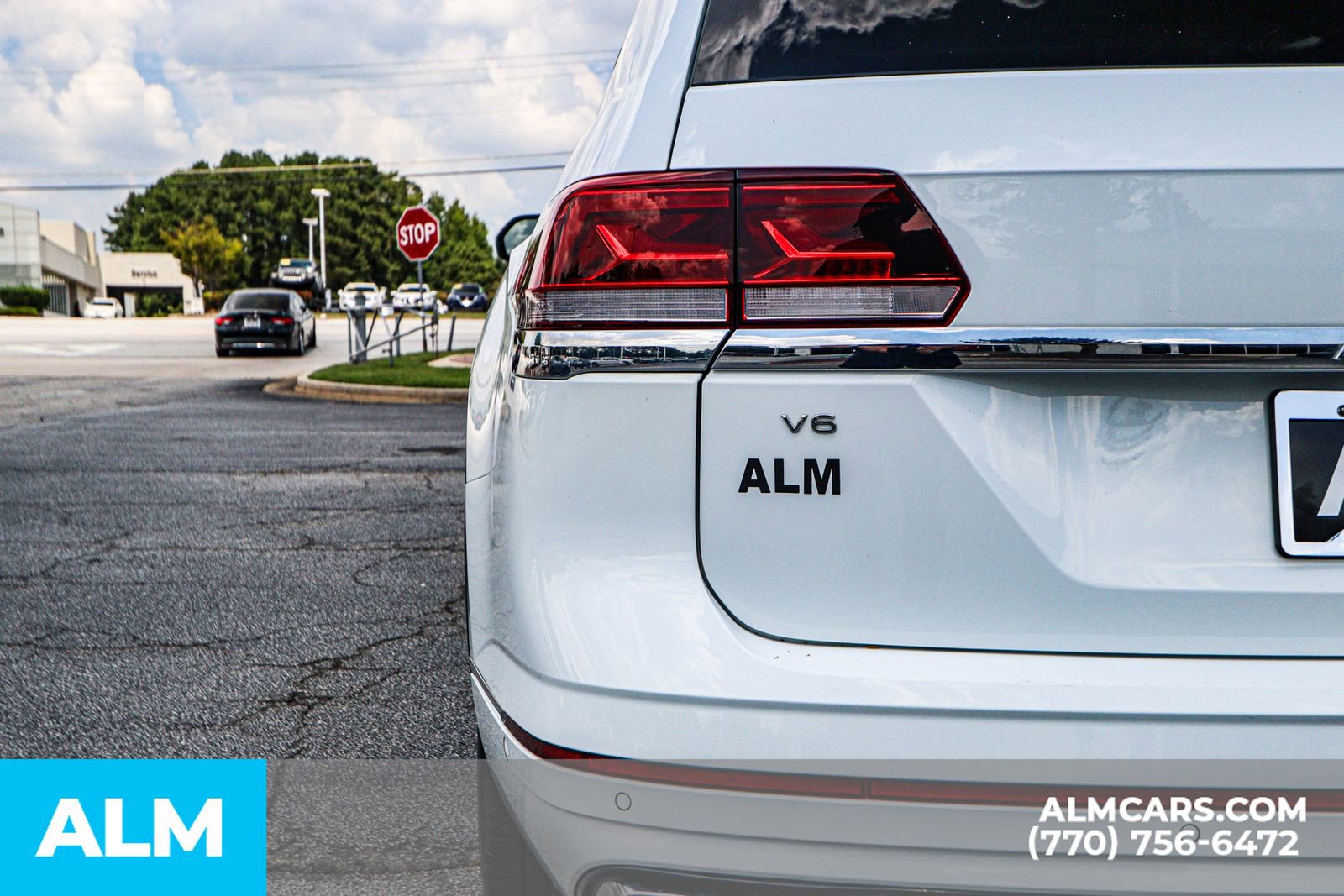 Used 2023 Volkswagen Atlas SEL Premium image 17