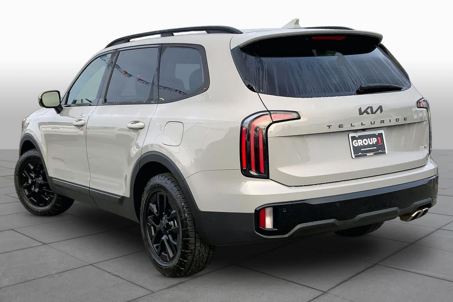 Used 2025 Kia Telluride SX Prestige X-Pro AWD/4WD image 12