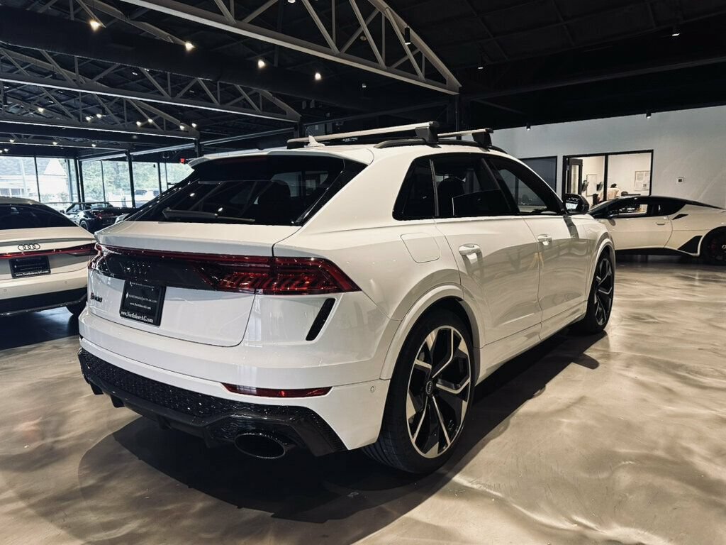 Used 2022 Audi RS Q8 AWD/4WD image 5