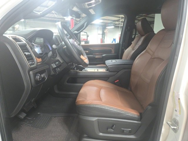 Used 2024 RAM 3500 Limited w/ Safety Group image 9