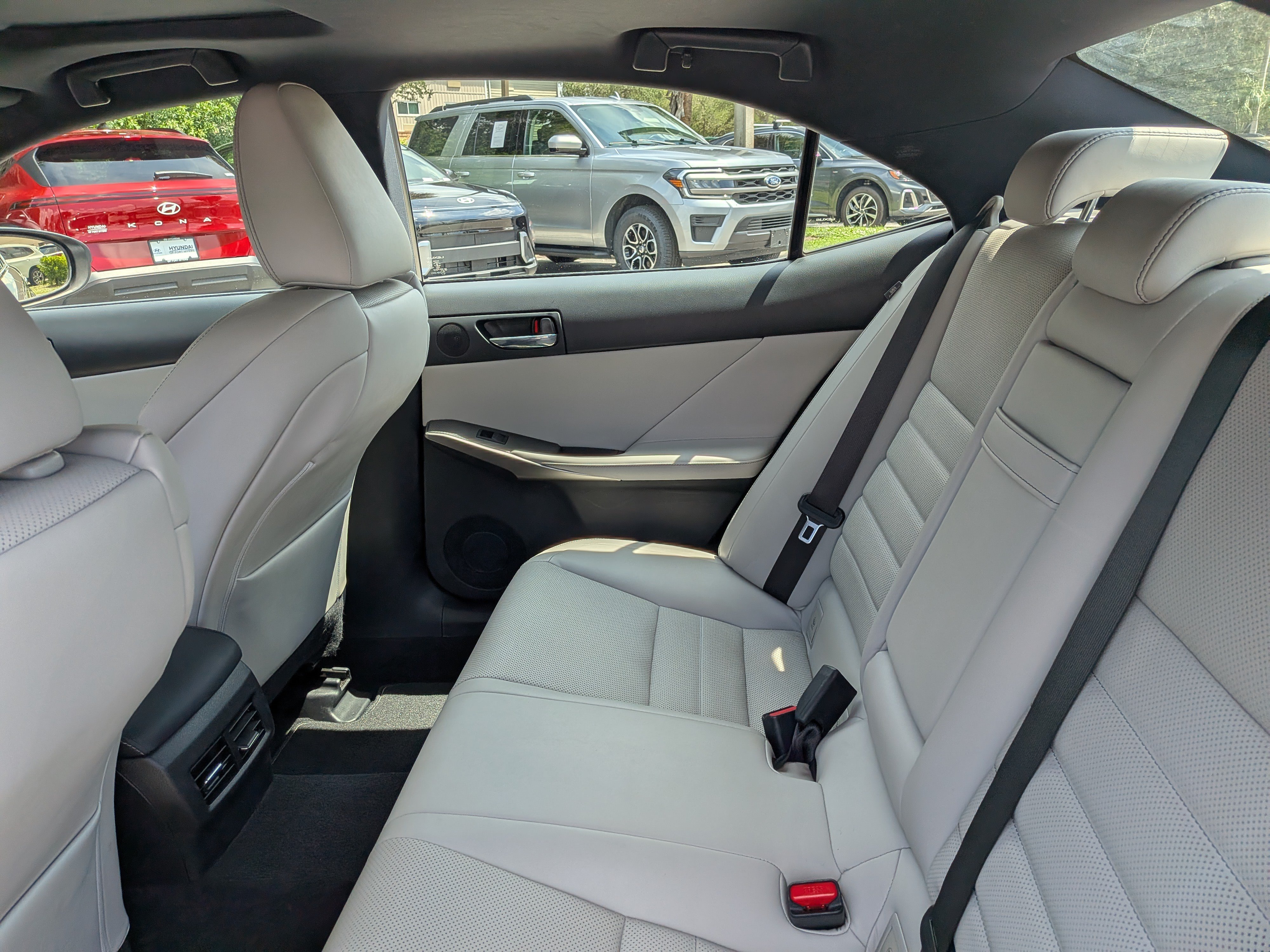 Used 2016 Lexus IS 350 AWD w/ F Sport Package image 13