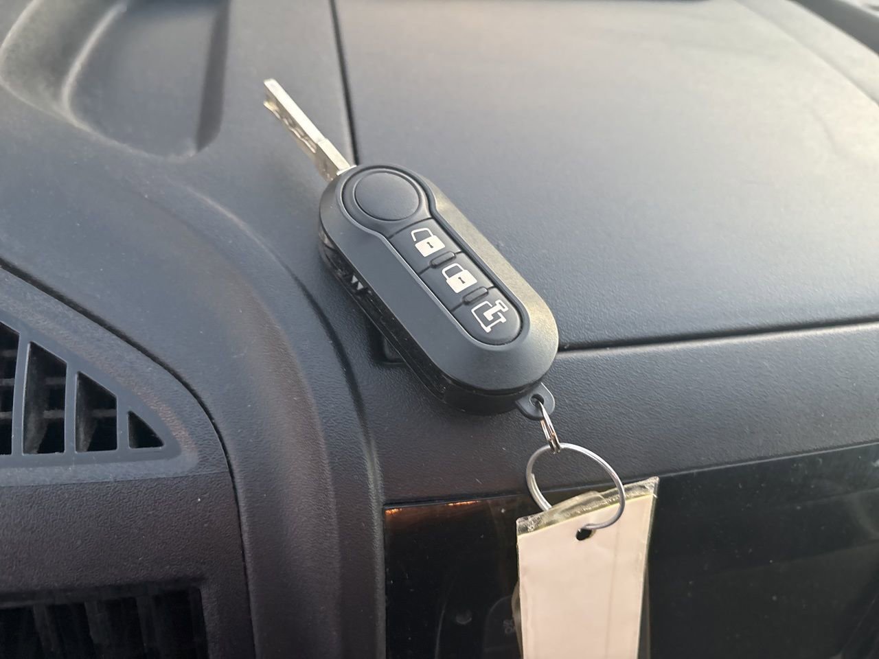 Used 2019 RAM ProMaster 2500 w/ Interior Convenience Group image 25