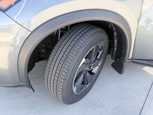 Certified 2024 Nissan Rogue SV w/ SV Premium Package FWD image 37