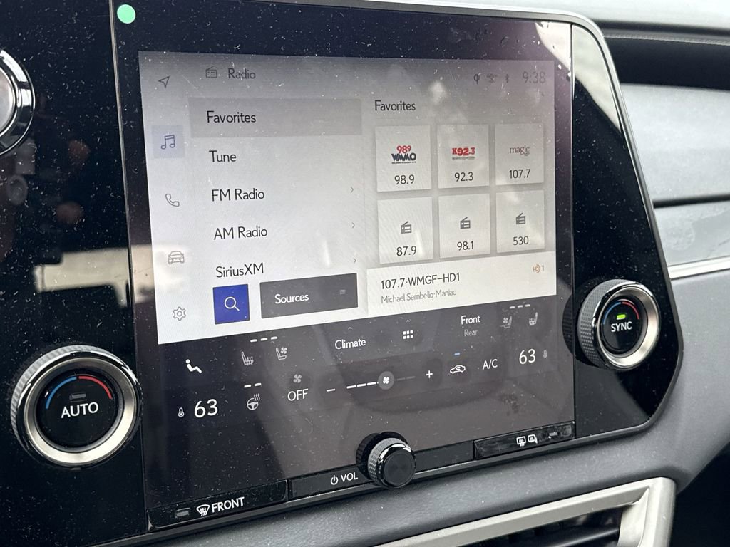 Used 2023 Lexus RX 350 Premium w/ Accessory Package (Z1) image 23