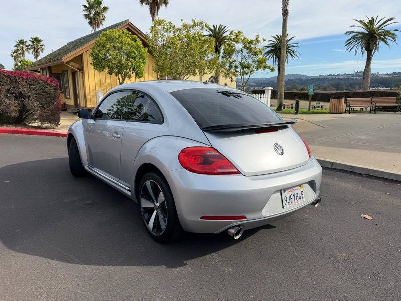 Used 2012 Volkswagen Beetle 2.0T FWD image 5