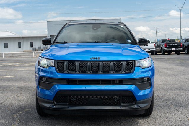 Certified 2023 Jeep Compass Latitude w/ Convenience Group AWD/4WD image 8