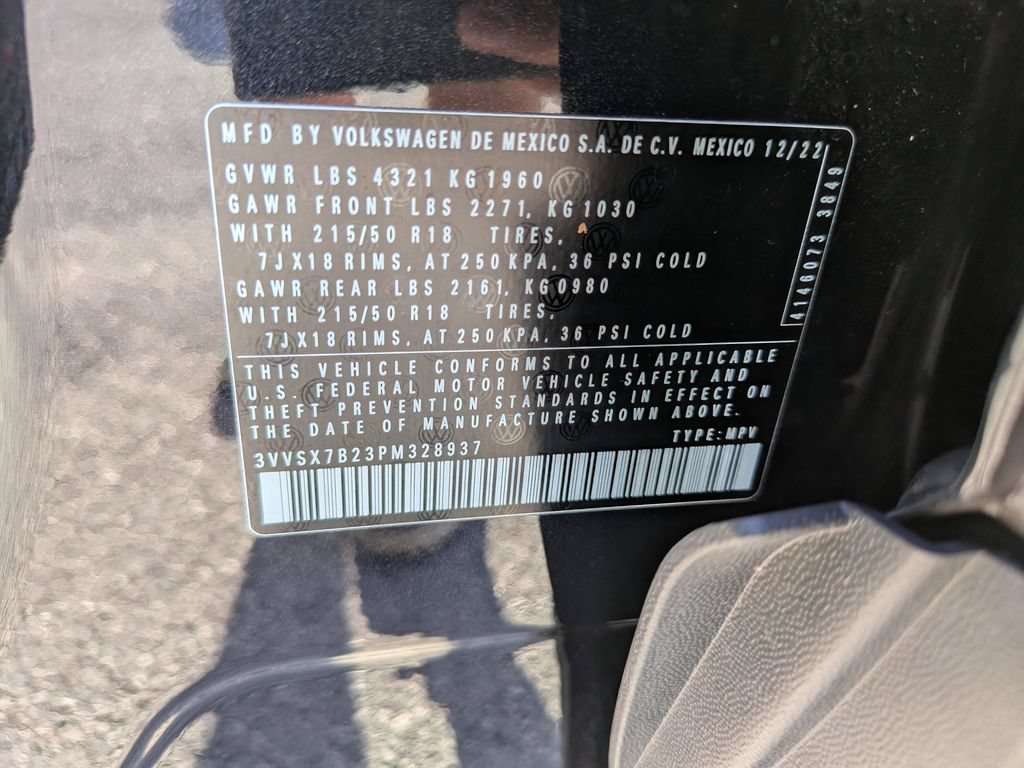 Certified 2023 Volkswagen Taos SE w/ Black Wheel Package FWD image 34