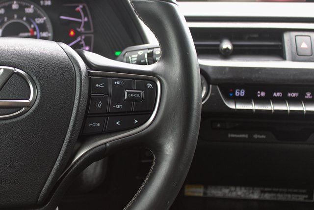 Used 2021 Lexus UX 200 w/ Accessory Package (Z1) image 29