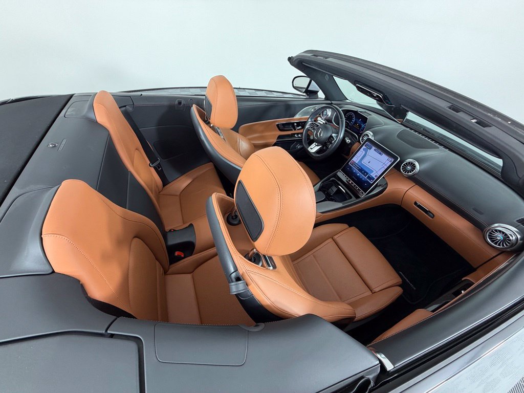 Used 2023 Mercedes-Benz SL 55 AMG 4MATIC image 14