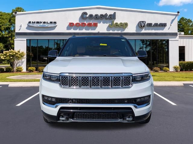 New 2025 Jeep Grand Wagoneer Series III w/ Rear Seat Video Group 1 AWD/4WD image 9