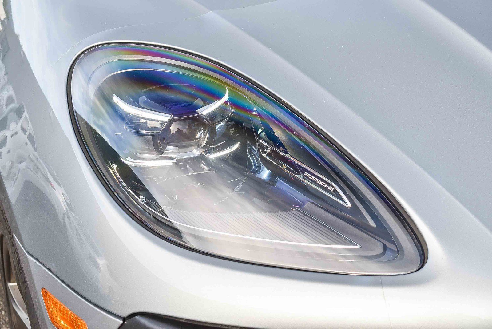 Used 2022 Porsche Macan image 8