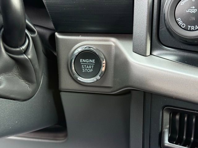 New 2025 Ford F150 XLT w/ Equipment Group 302A MID image 24
