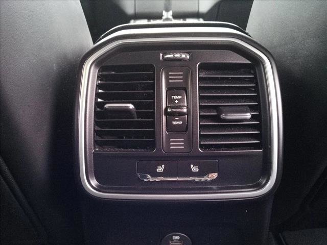 Used 2017 Porsche Macan AWD/4WD image 14