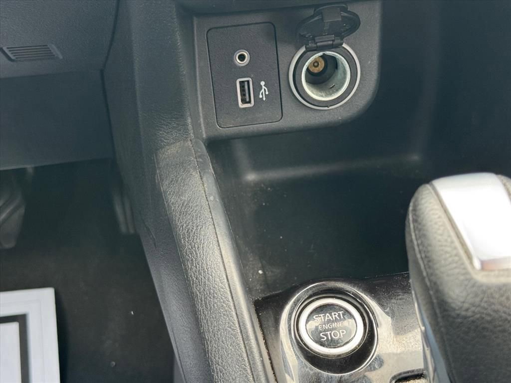 Used 2022 Nissan Kicks S image 21