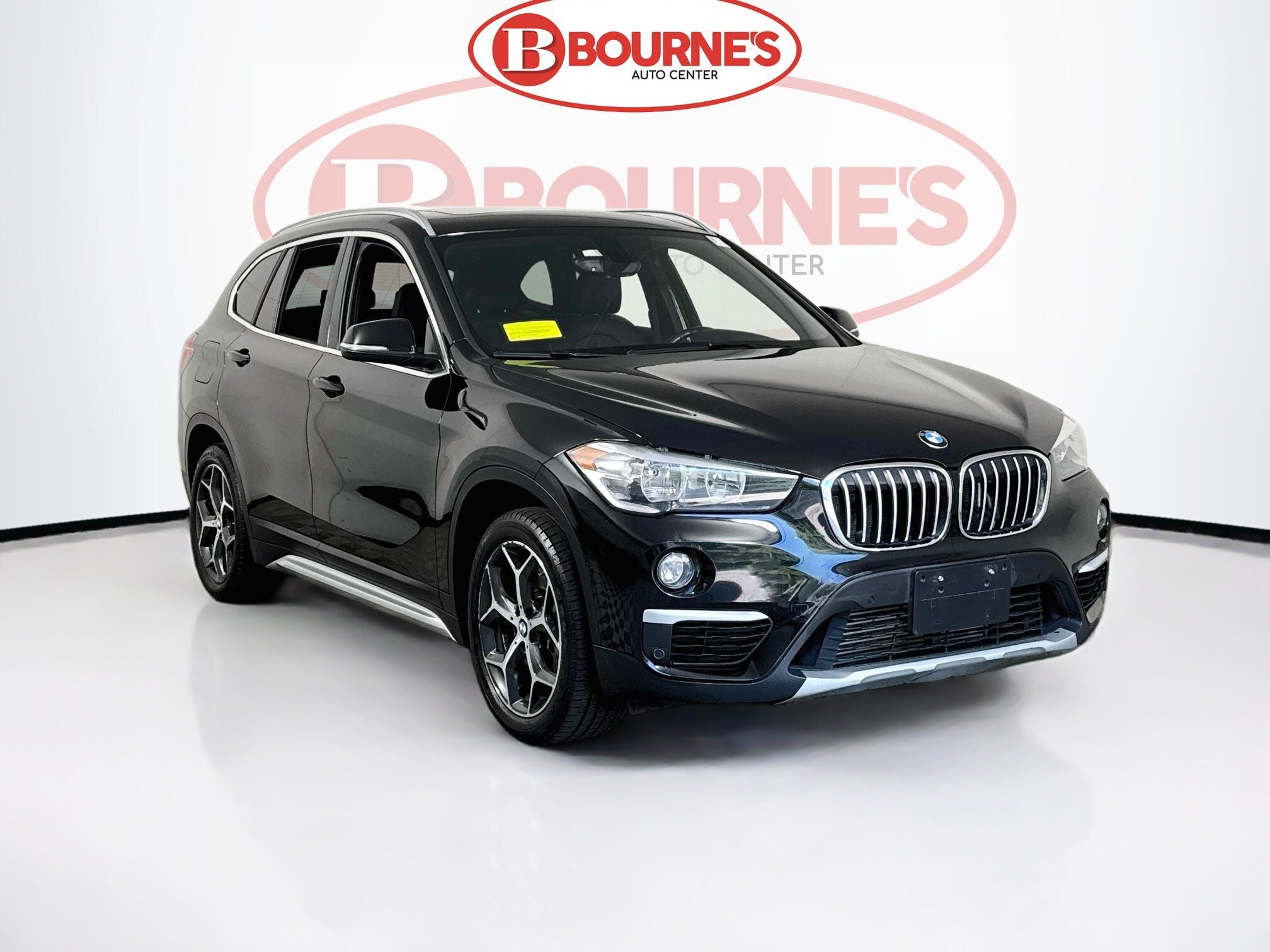 Used 2018 BMW X1 xDrive28i AWD/4WD image 1