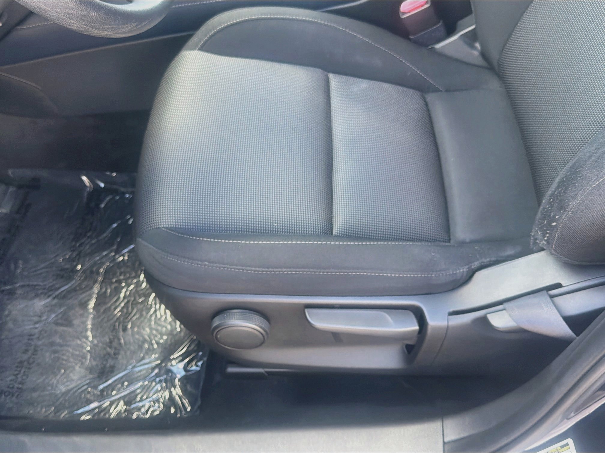 Used 2020 MAZDA CX-30 FWD image 18
